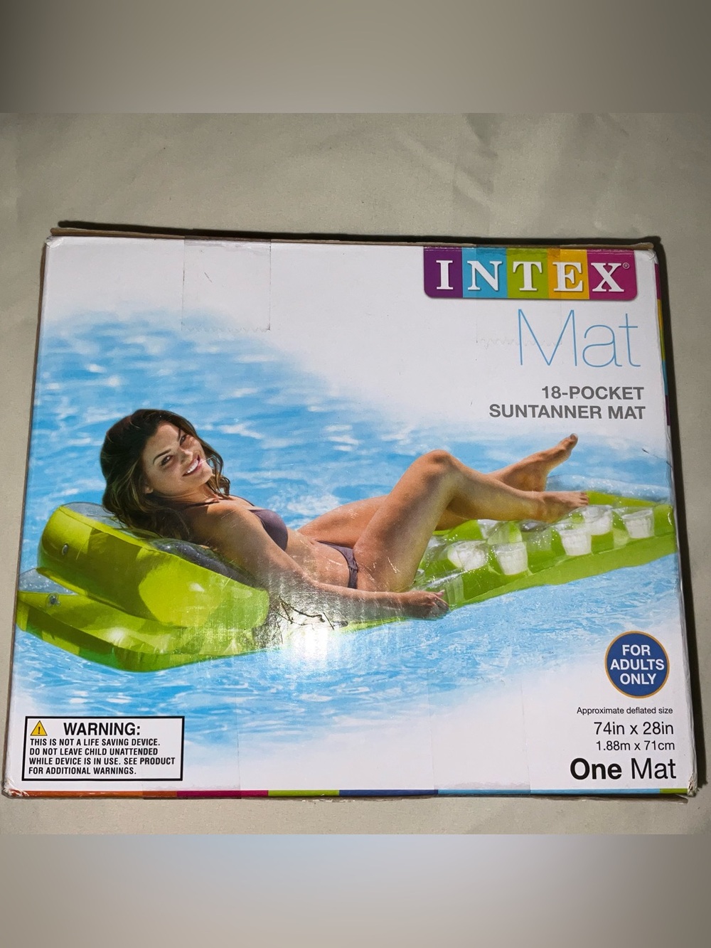 2018 Intex 18 Pocket Sun Tanner Mat with Pillow New IOP Unopened
